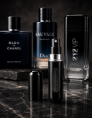 Kit 3 Perfumes 212 VIP Black · Sauvage · Bleu de Chanel + Perfumero Recargable